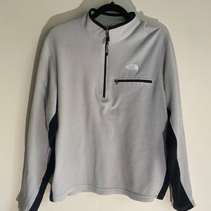 The North Face men’s gray pullover zip sweater